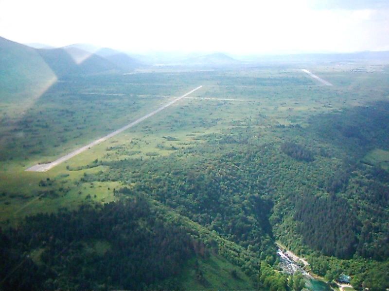 Željava - pogled na piste