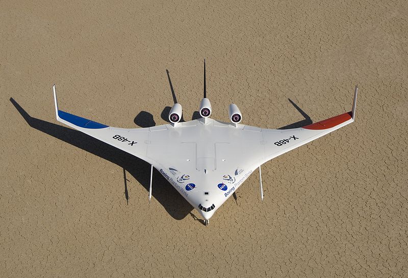 Boeing testira “leteće krilo” X-48C