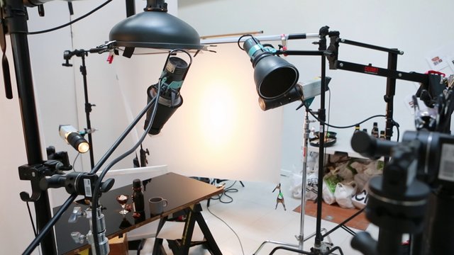 Iza scene: kako se snima reklamna fotografija